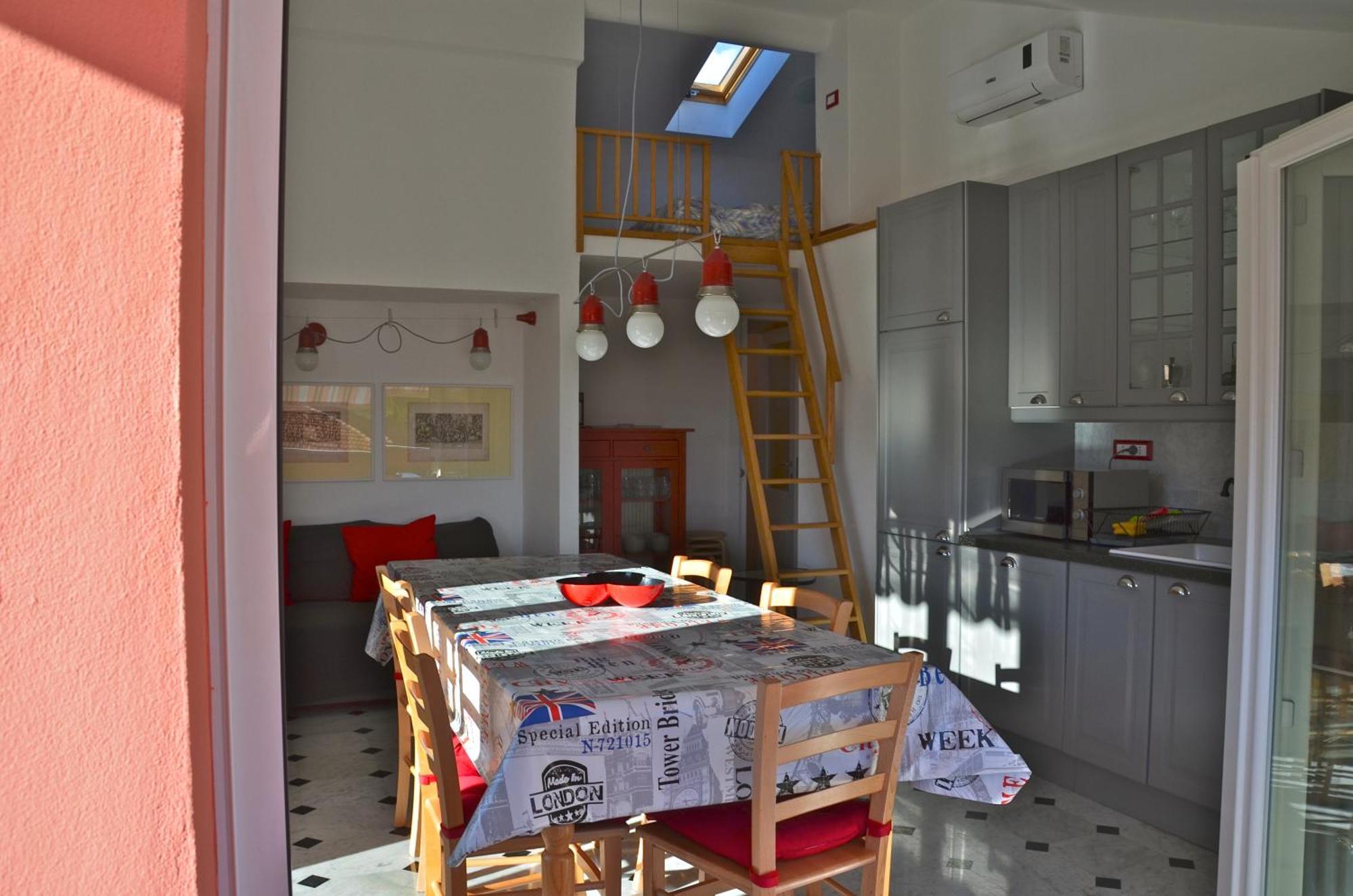 Villa Delle Rose Киавари Екстериор снимка